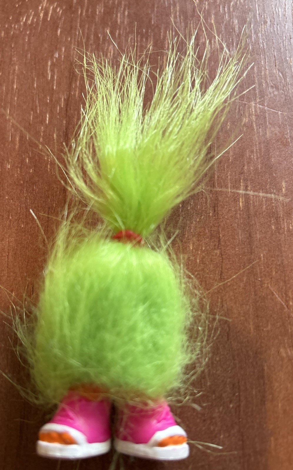 Vtg Hasbro Trolls Fuzzbert Lime Green Hair with Pink Shoes 4” Figure Great Con.