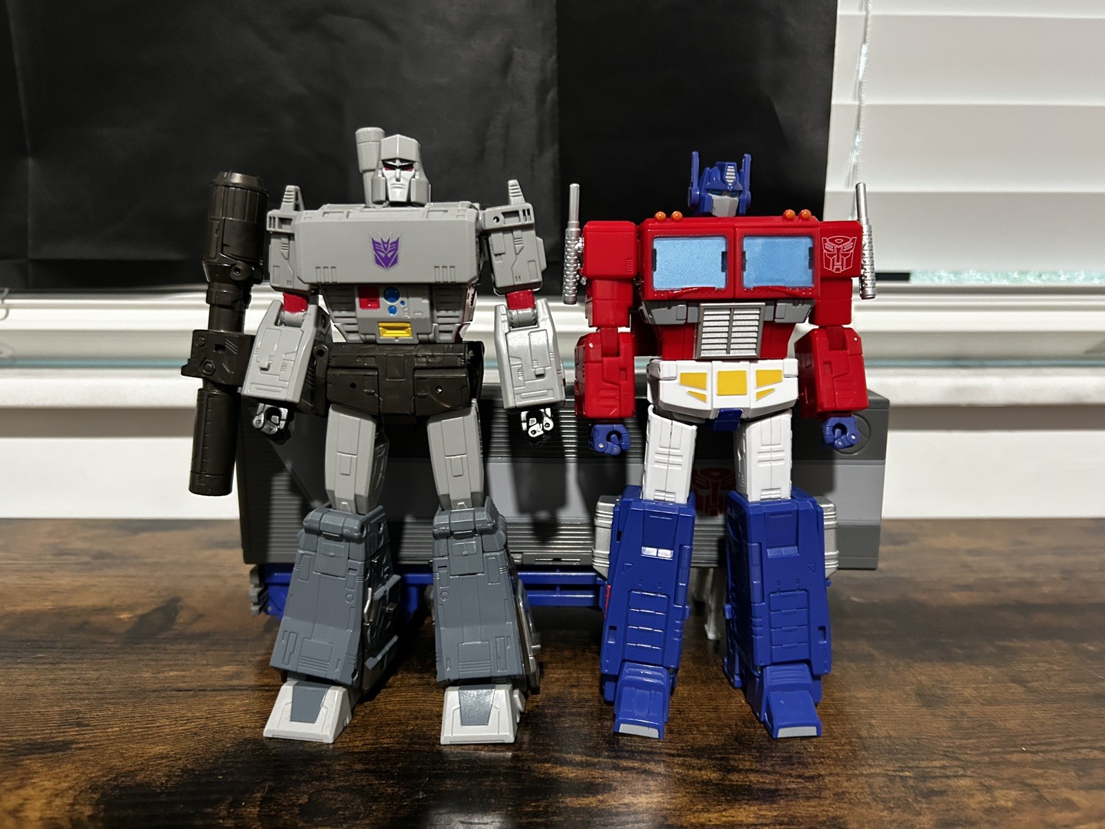 TRANSFORMERS SS86 Optimus Prime e Megatron - Studio Series 86