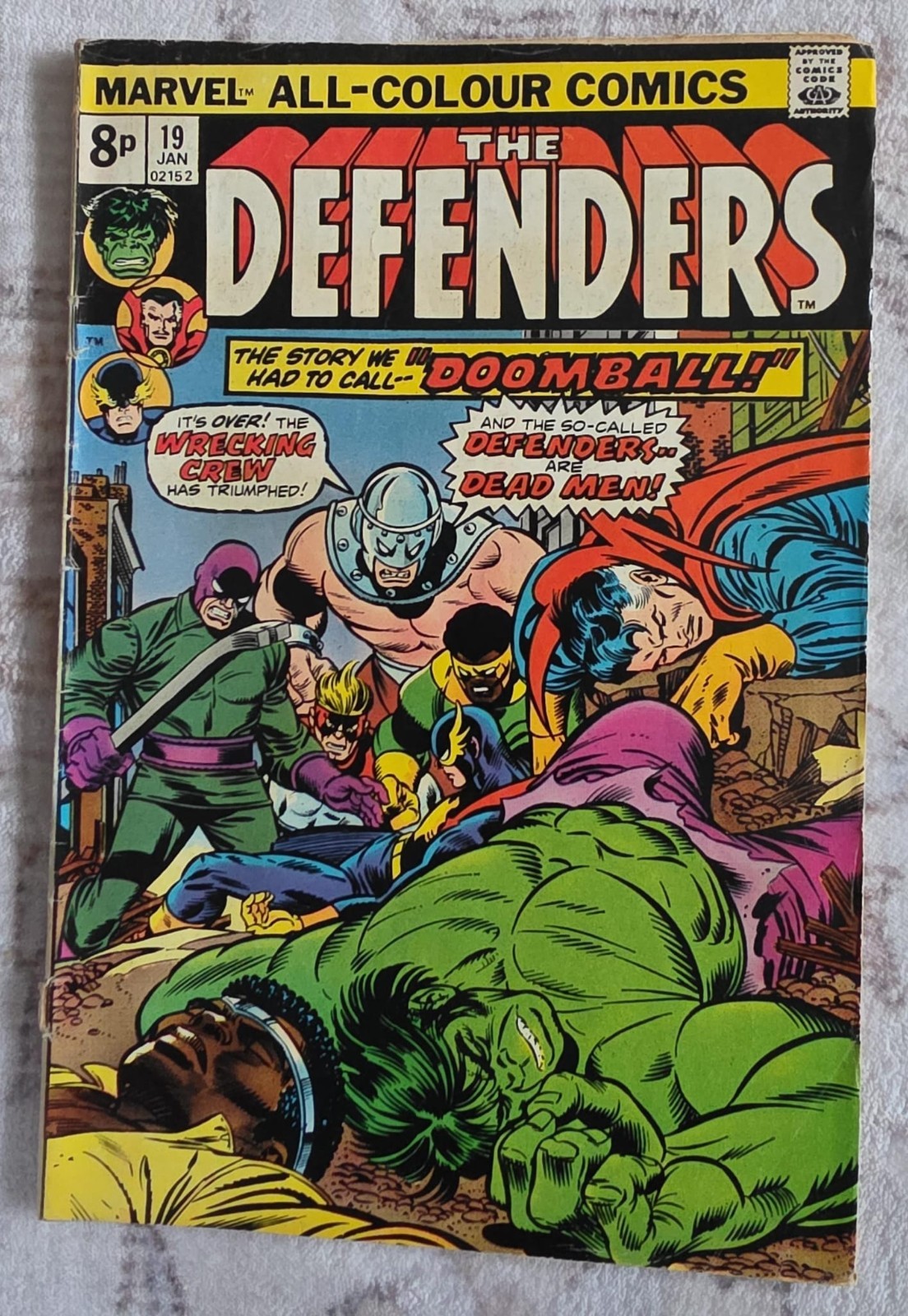 THE DEFENDERS #19 (1972) PENCE COPY GOOD MARVEL