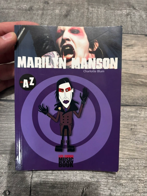 Petit livre Marylin Manson