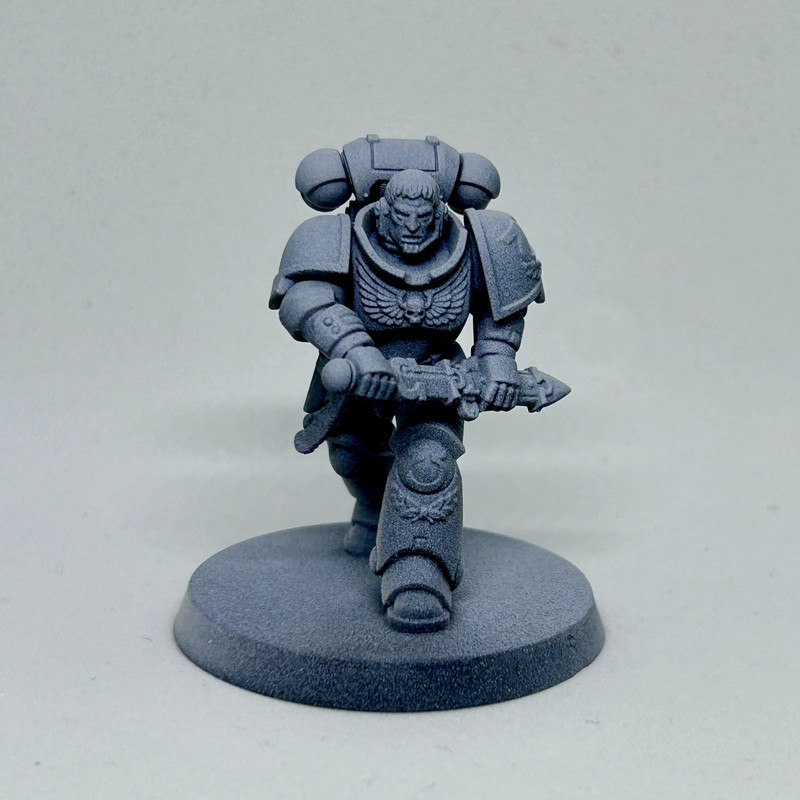Lieutenant Calsius - Warhammer 40K