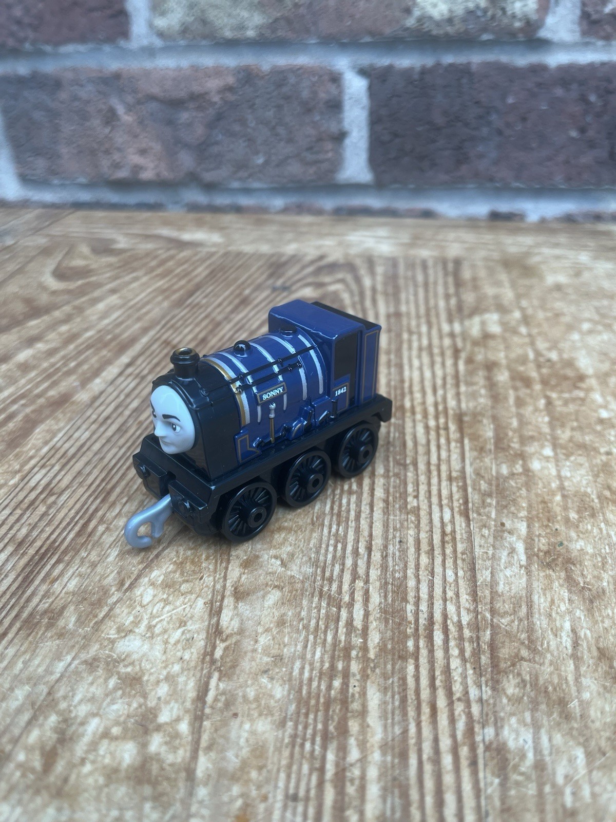 TRACKMASTER PUSH ALONG  Thomas The Tank Engine & Friends Train - SONNY