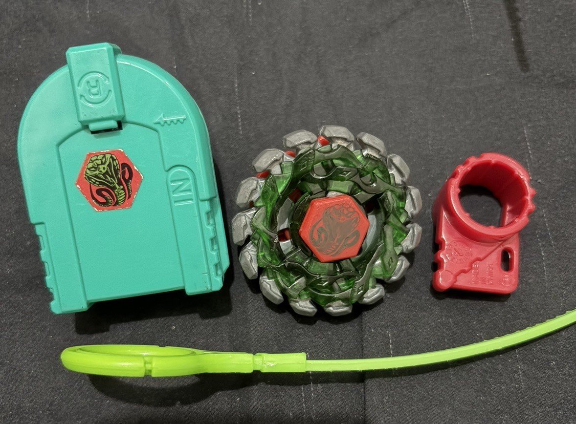 Serpente velenoso SW145F Beyblade takara tomy metal fusion masters fury