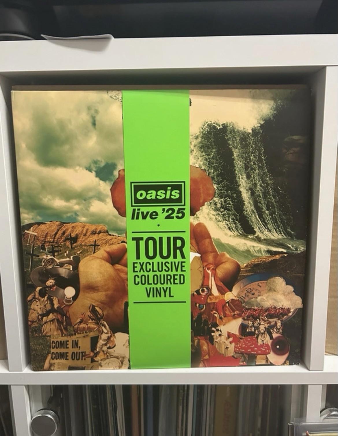 Oasis Dig Out Your Soul Live 25 Tour Exclusive Coloured Vinyl new unsealed 