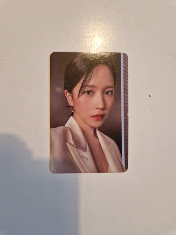 Mina photocard