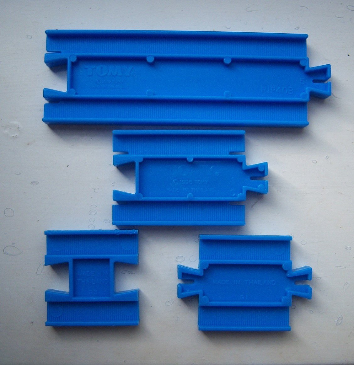 Tomy Tomica Adattatore Binari x 4 ~ Ottime Condizioni e Pulito