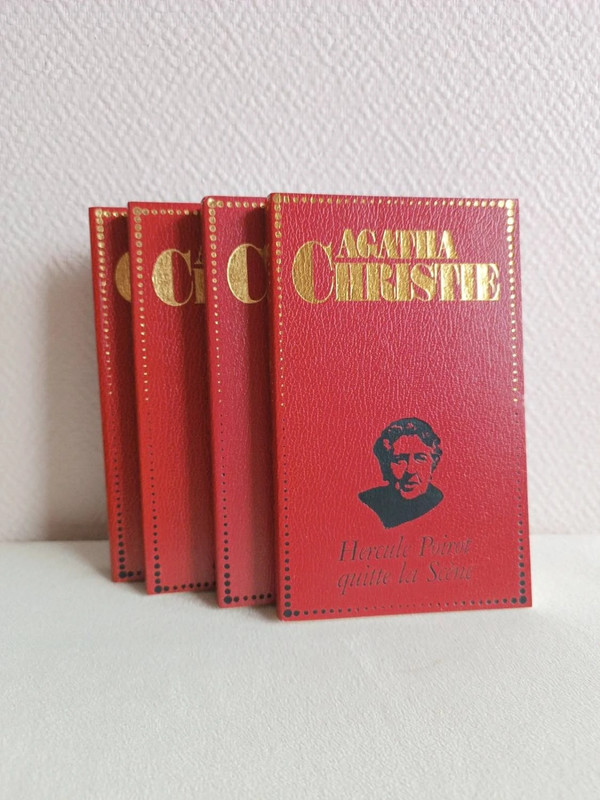 🚩 Lot de 4 romans collection prestige d'Agatha Christie