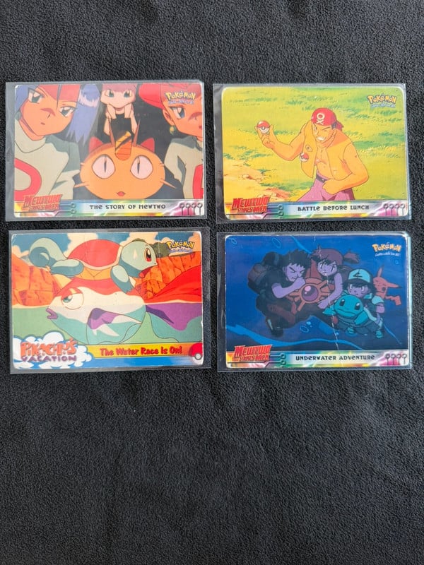 Lot de 4 cartes Pokémon Topps Mewtwo Strikes Back