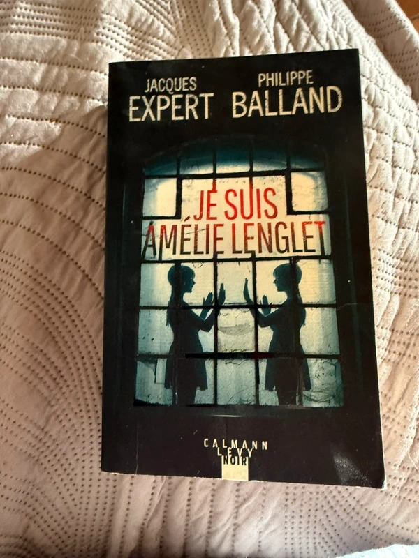 Je suis Amélie Lenglet