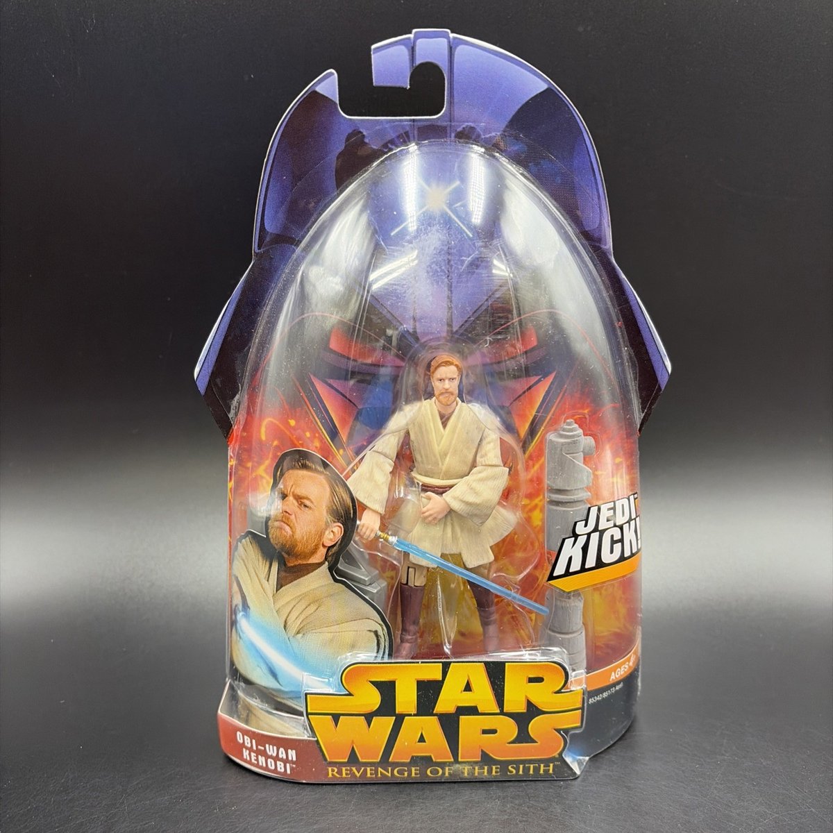 2005 Star Wars OBI-WAN KENOBI-JEDI KICK Revenge Of The Sith Figure NEW