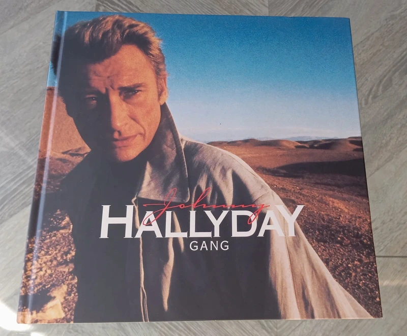 Super Deluxe Johnny Hallyday gang