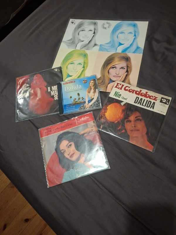 Disque dalida allemand italien cd Algérie tunis