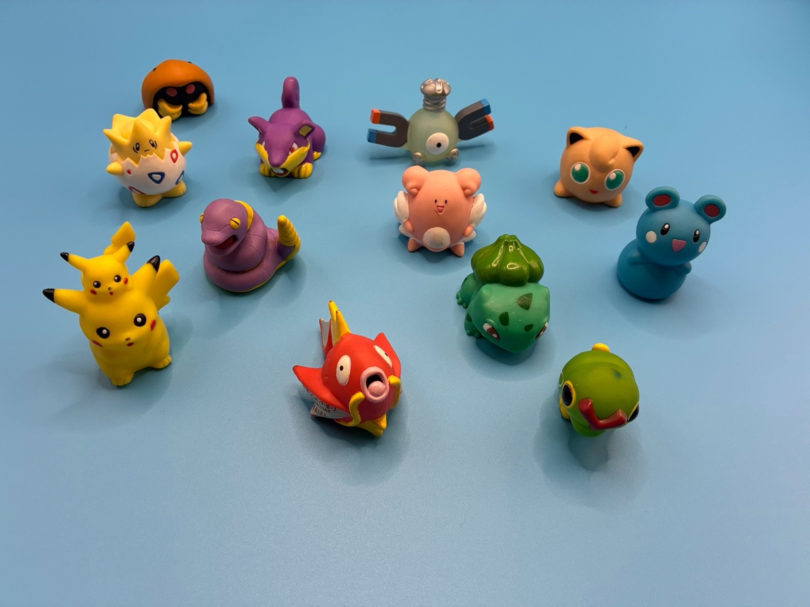 Lotto di 12 figurine pupazzo di dita vintage Nintendo Bandai Pokemon 1996-2002