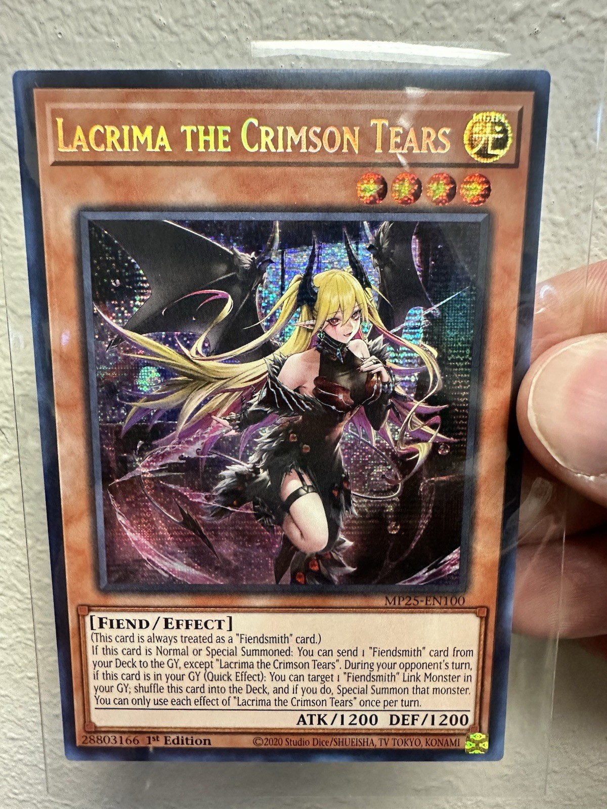 Lacrima le lacrime cremisi MP25-EN100 2025 Mega-Pack 1° Edizione