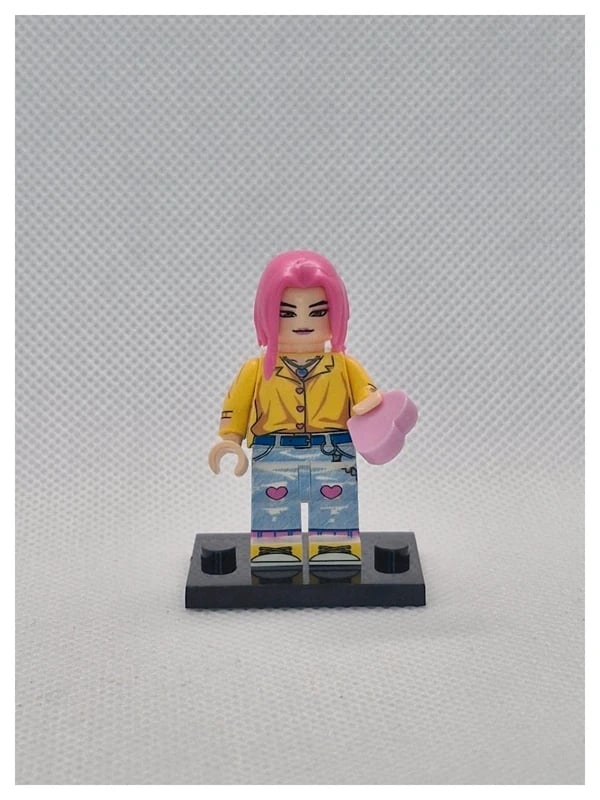 Personnage type Lego – Romance Saja (Lego-style Character – K-Pop Demon Hunters)