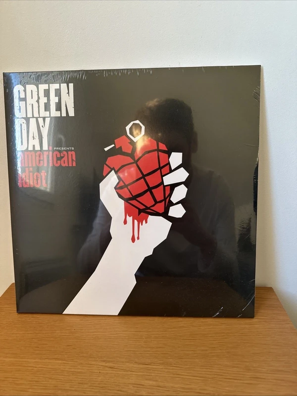 Green Day – American Idiot