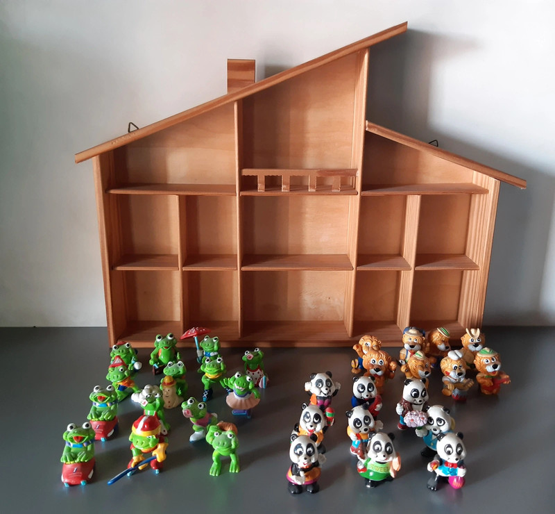 Sorprese Kinder con espositore