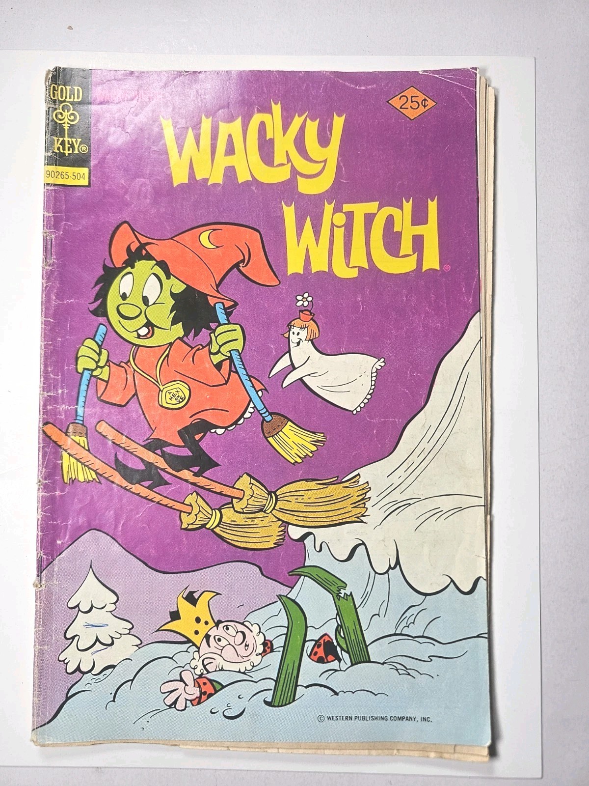 Wacky Witch Gold Key Comic, #18, 1975 Bronze Age  -- We Combine Shipping 