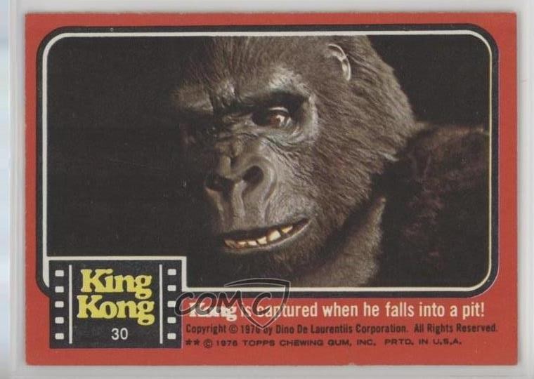 1976 Topps King Kong Kong is captured when he falls into a pit! #30 0nr3