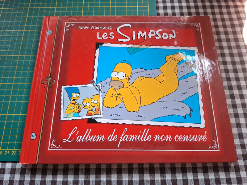 l'album de famille non censuré les simpson