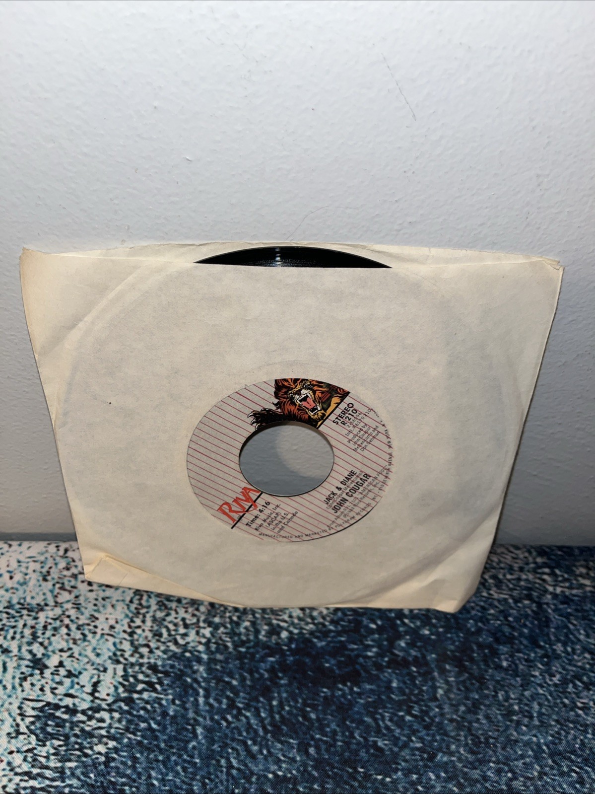 Jack And Diane / Can You Take It (45 Rpm 1982 Riva Records) 