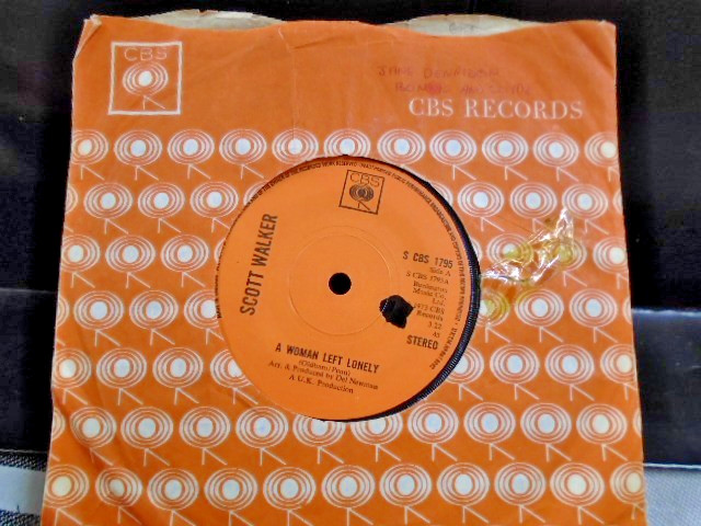 SCOTT WALKER " A WOMAN LEFT LONELY  "Or. UK CBS  EX+ COND.IN Or.SL.