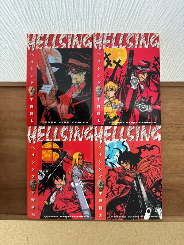 Manga Hellsing tomes 1 à 4
