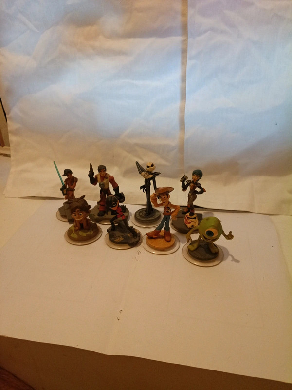 8 personaggi Disney infinity