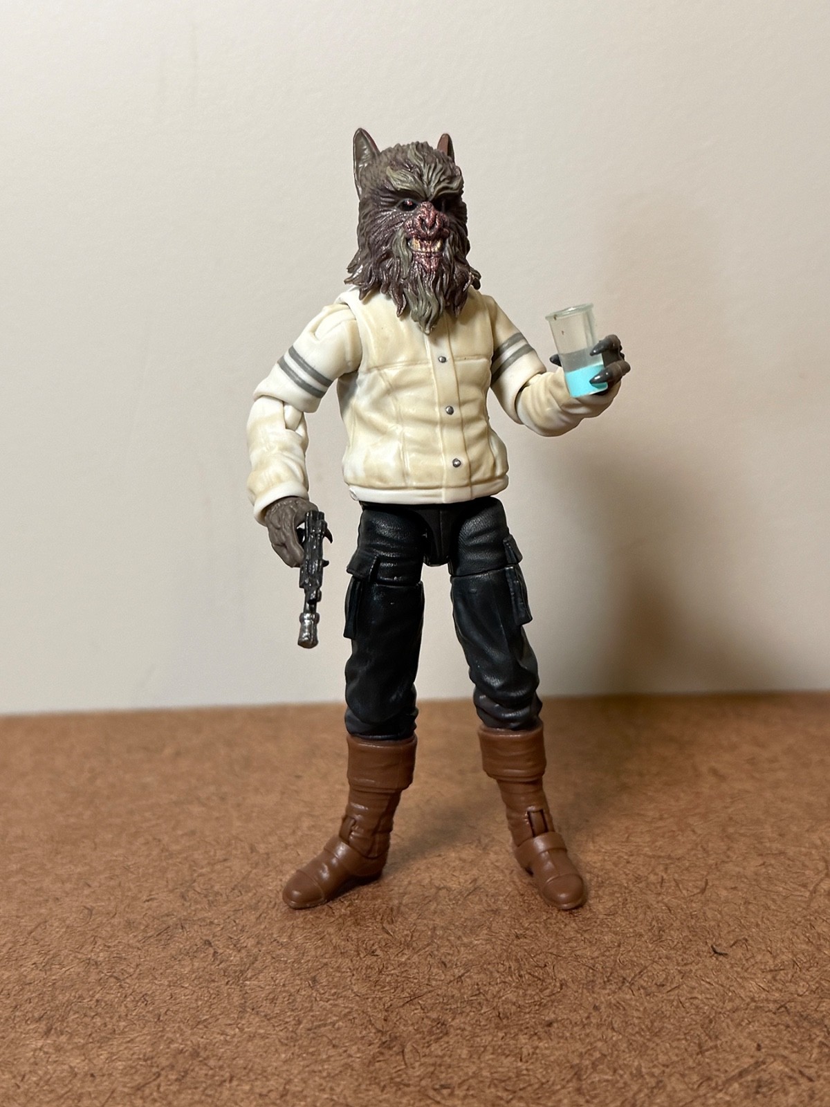 Star Wars Vintage Collection ARLEIL SCHOUS MOS EISLEY CANTINA NEW, LOOSE