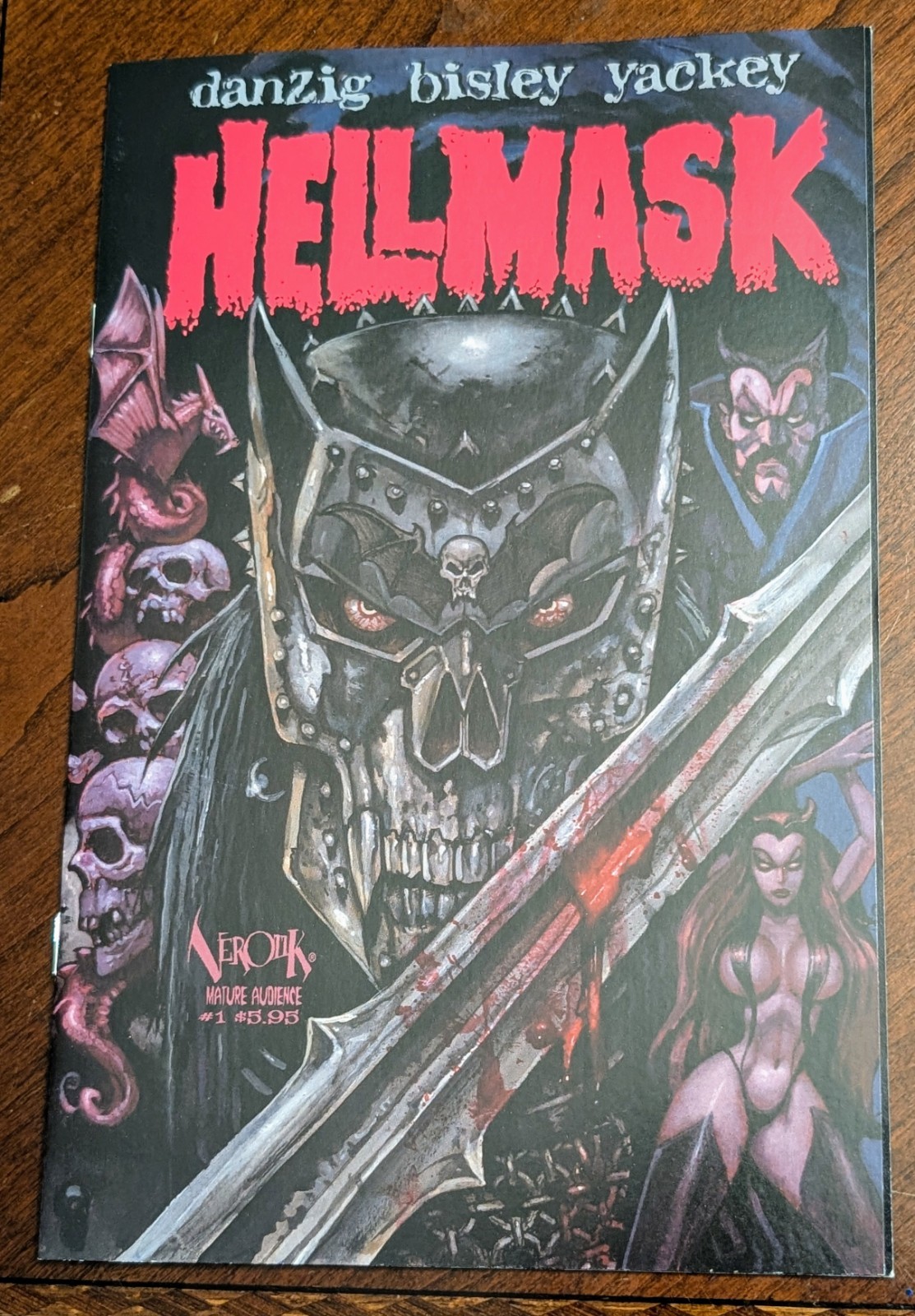 Hellmask 1 Verotik Comics Danzica Bisley fumetto 2024