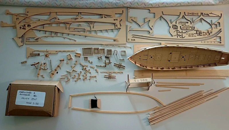 Modellino nave Halcon 1:100 legno