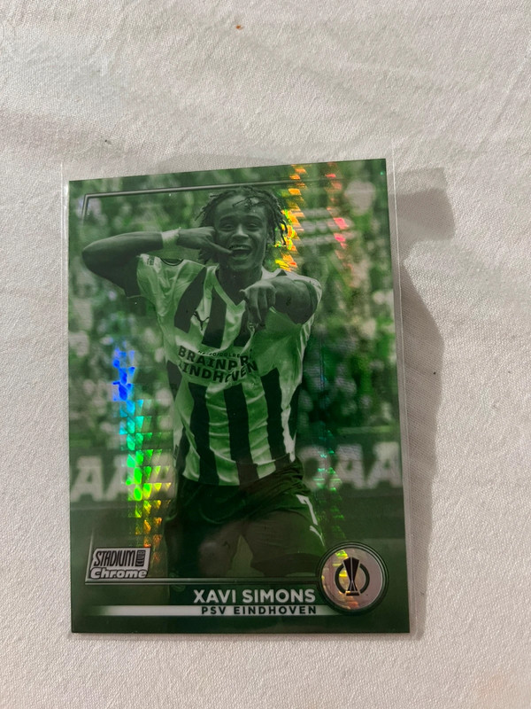 Carte foot topps stadium xavi Simmons 70/199