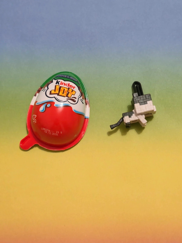 Kinder Joy Gato