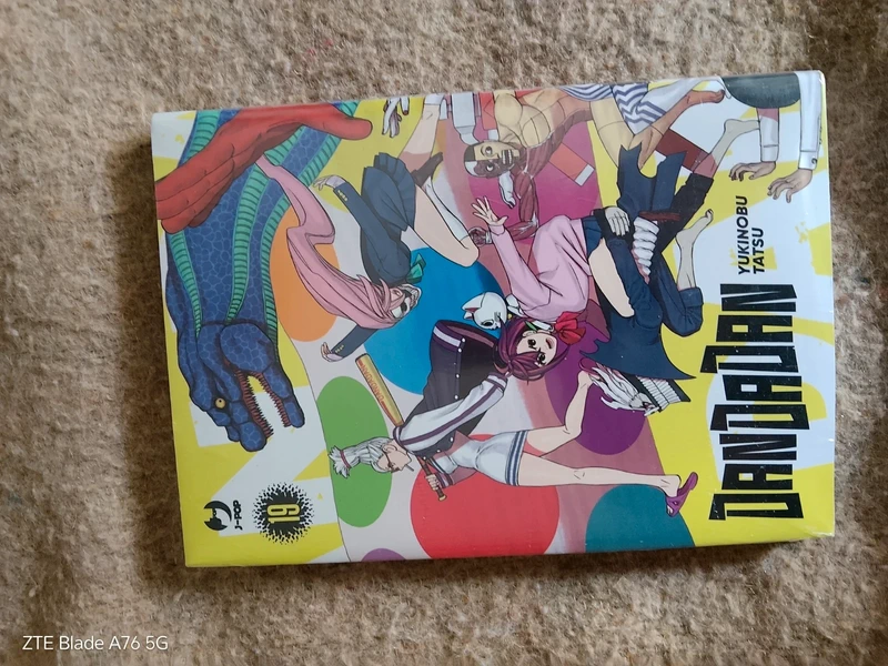Manga variante dandadan 19 con sottobicchieri
