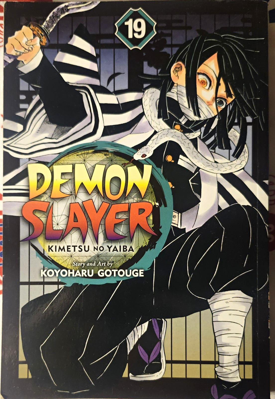 Demon Slayer: Kimetsu no Yaiba Vol. 19 TPB di Koyoharu Gotouge (VIZ)