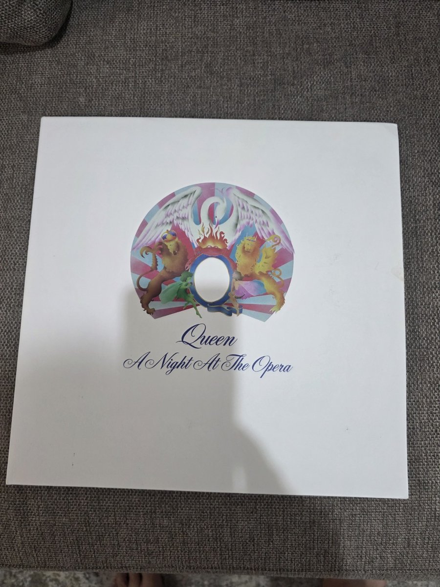 Queen A Night At The Opera Vinyl LP Remastered 2011 Reissue COVER & SLEEVE ONLY