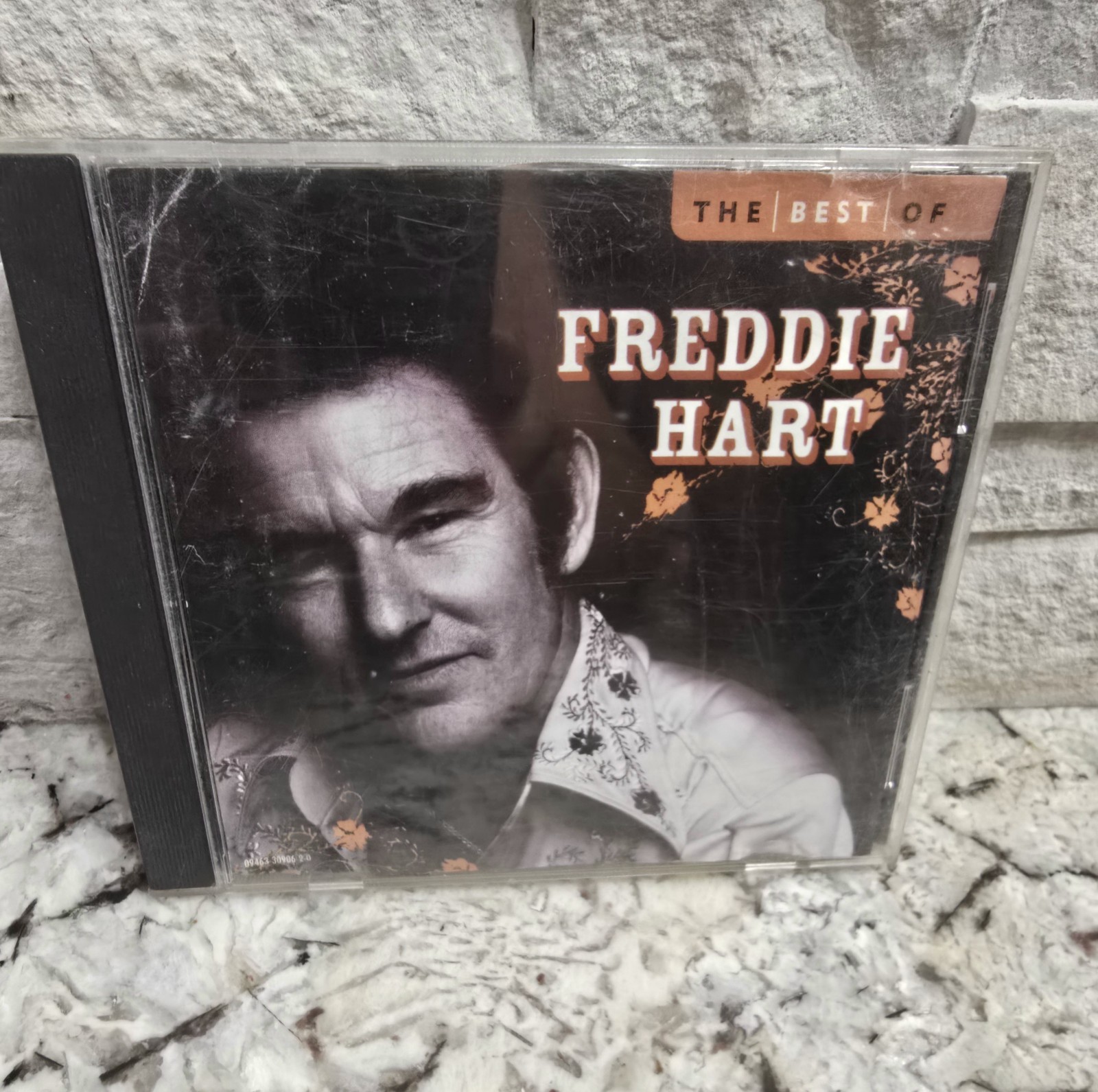 CD Ten Best of Freddie Hart EX+ NICE COPY -Easy Loving -Bless Your Heart COUPONS