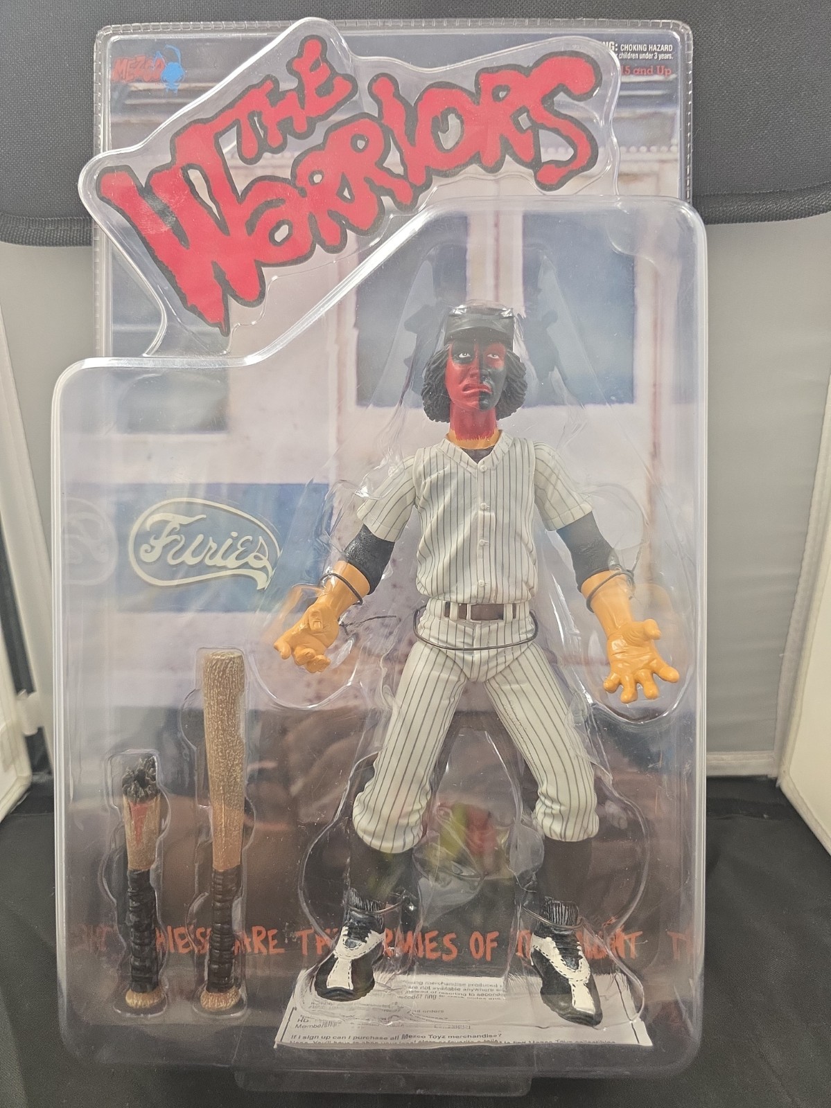 Figurina Mezco 2005 The Warriors FURIES Fury Baseball Giallo 9" #19790 NUOVA
