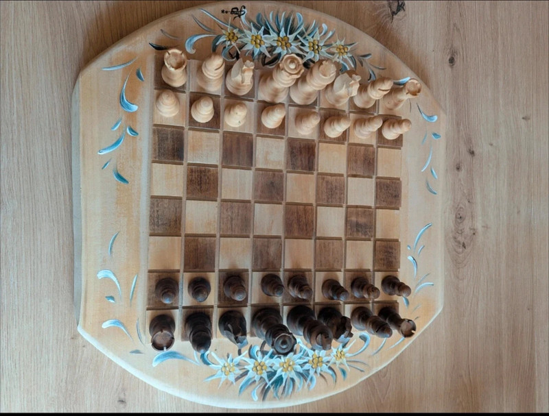 Jeu d'échecs en bois