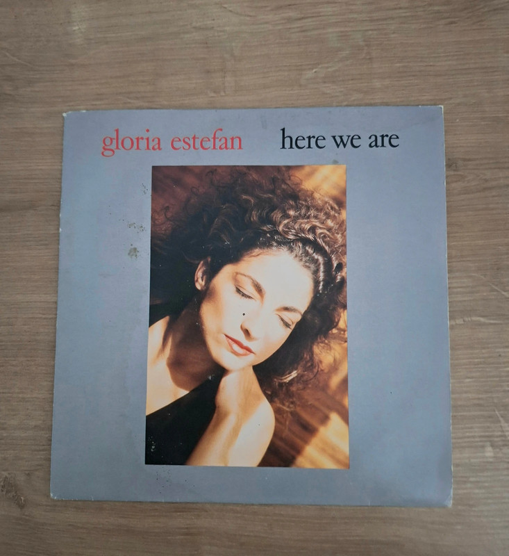 Vinyl 45 Tours -Gloria Estefan – Here We Are