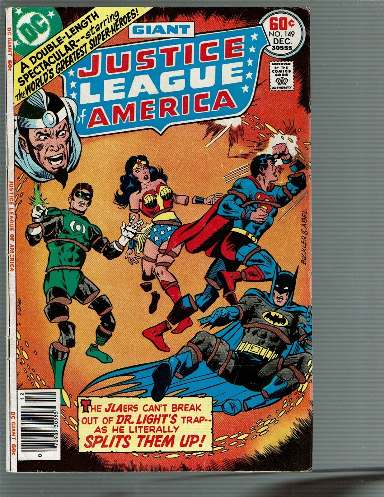 Justice League of America 149 Star Tzar Dr Light Snapper Carr FN