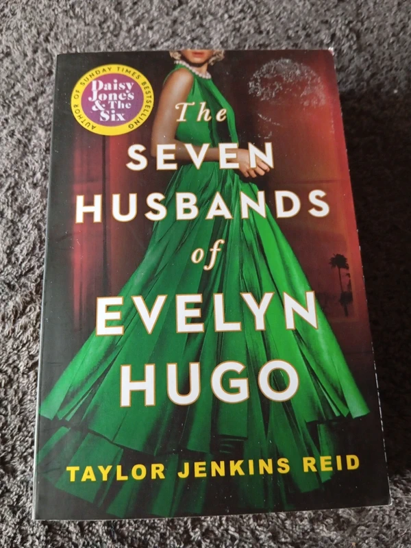 Taylor Reid Jenkins. The seven husband of evelyn hugo