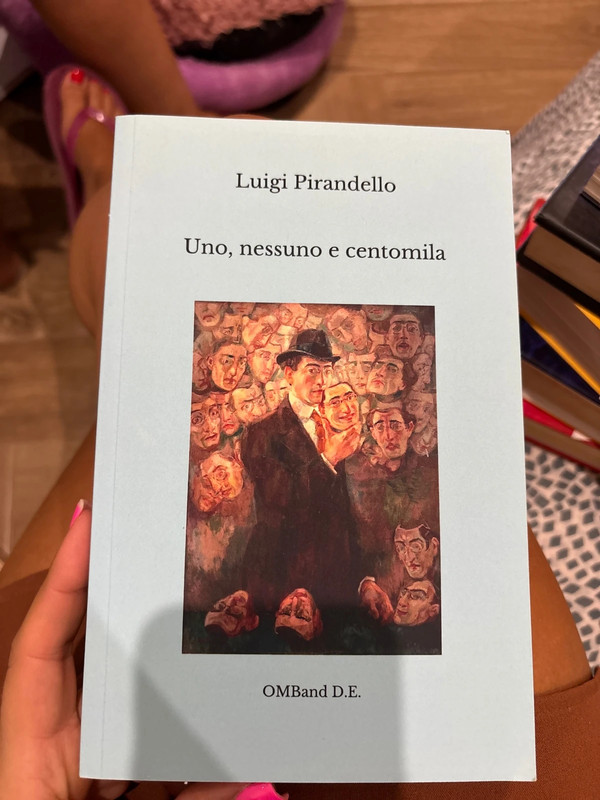 Libro di uno, nessuno e 100.000 di Luigi Pirandello