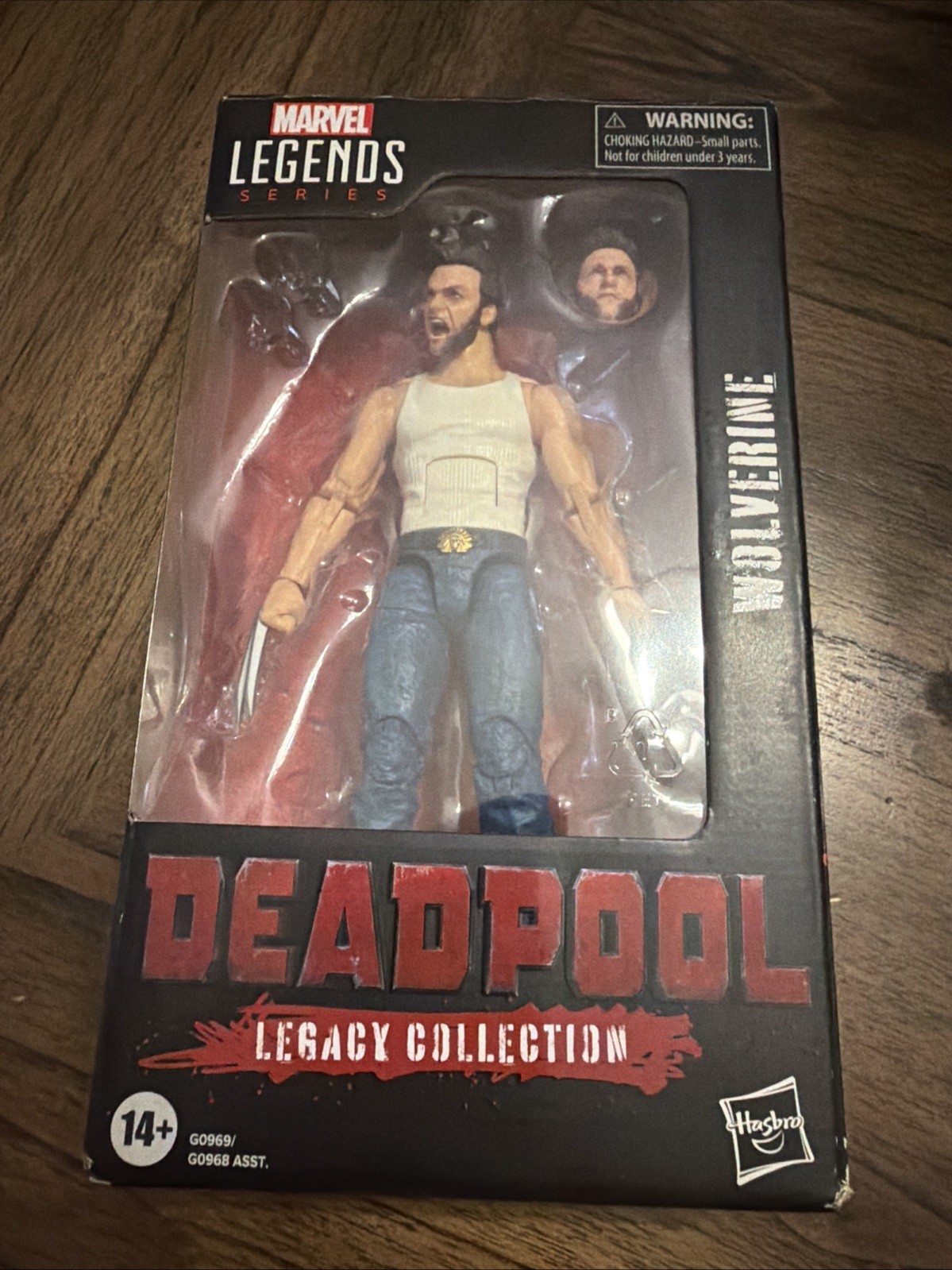 Hasbro Marvel Legends Series Deadpool Legacy Collection Wolverine