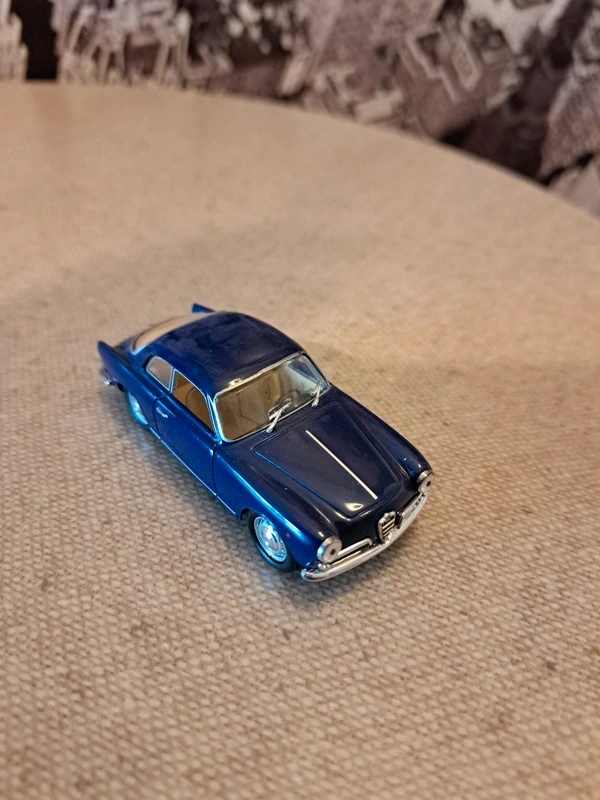 alfa romeo gulietta sprint 1967 1/43