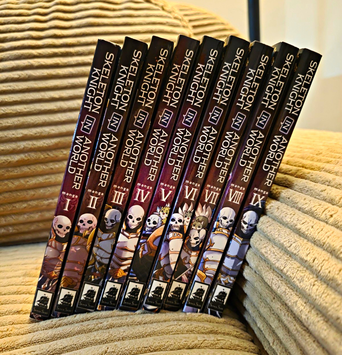 Lotto manga Skeleton Knight in Another World vol 1-9 commercio inglese tascabile