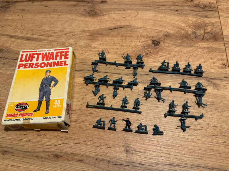 set vintage de figuras Airfix: World War II Luftwaffe Personnel