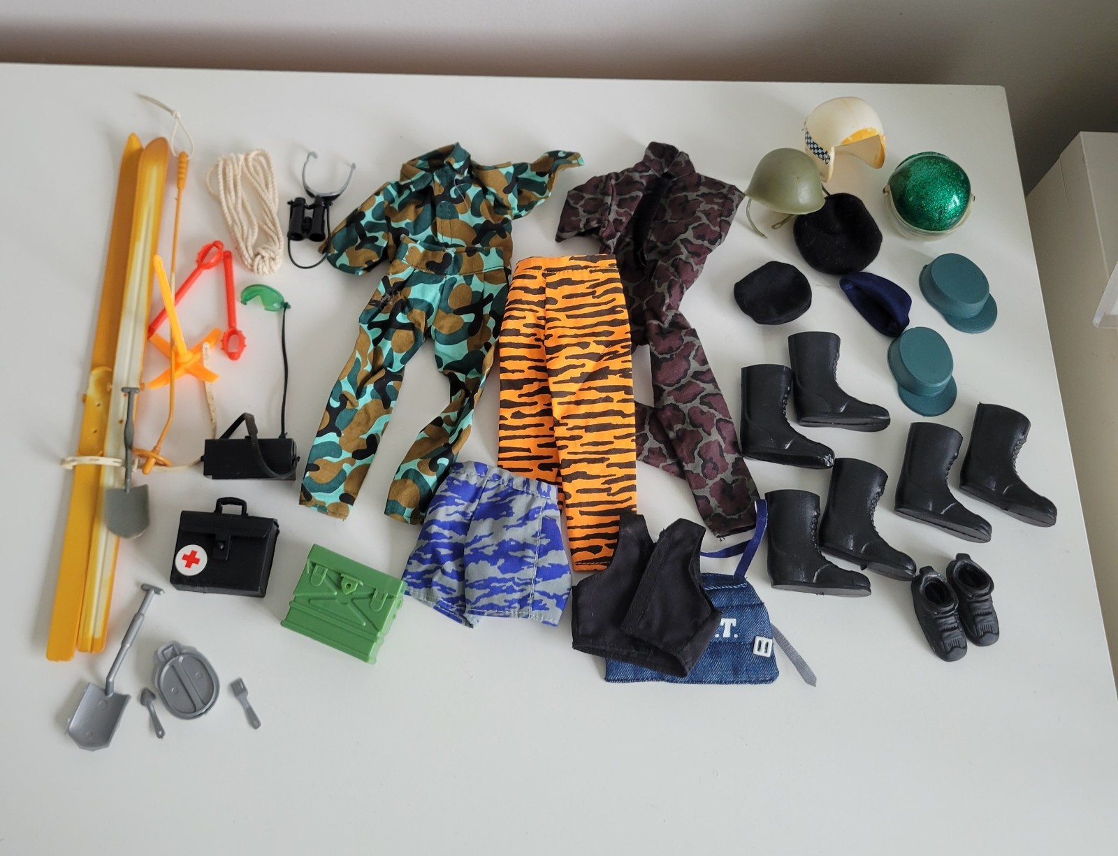 Pacchetto Accessori Stile Action Man - Abbigliamento