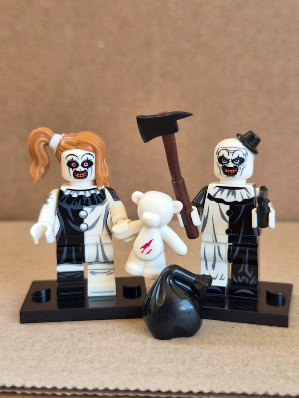 Horror 🎥 Terrifier minifigure (2) style Lego compatible