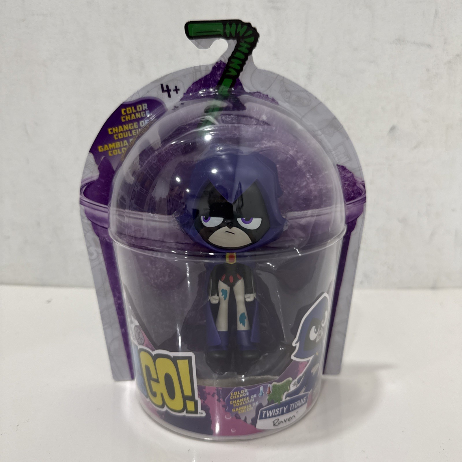 Spin Master Teen Titans Vai! Modellino Twisty Titans Raven che cambia colore